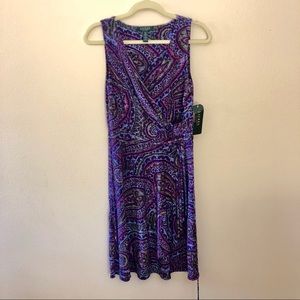 Wrap dress with a waist string